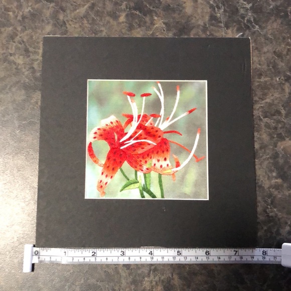 Handmade Silk Embroidery Red Flower - Picture 4 of 5